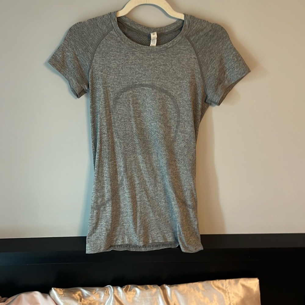 lululemon Swiftly Tech Short Sleeve 2.0